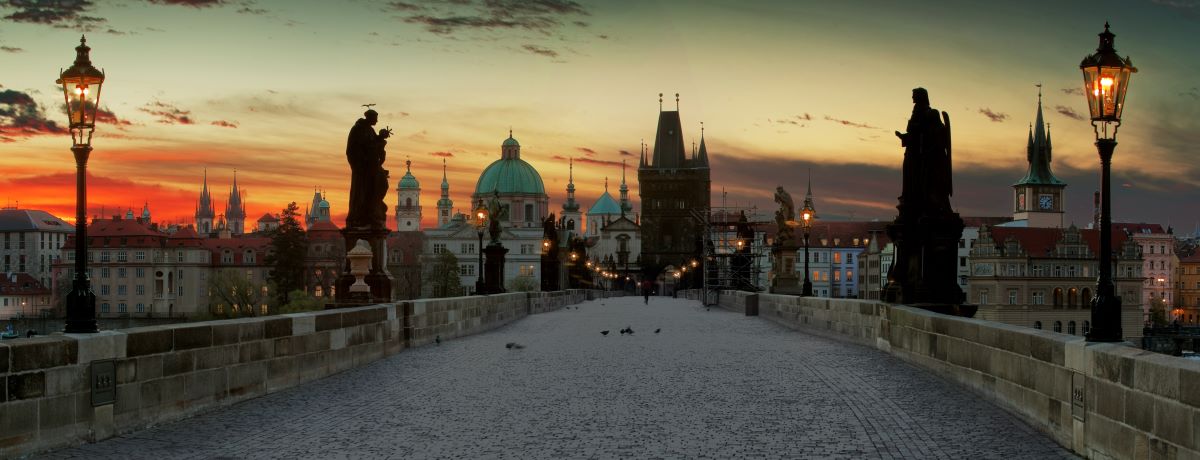 Kompas Novo mesto d.o.o., KNMtravel, Zaključene skupine, Češka, Slovaška, Zlata Praga